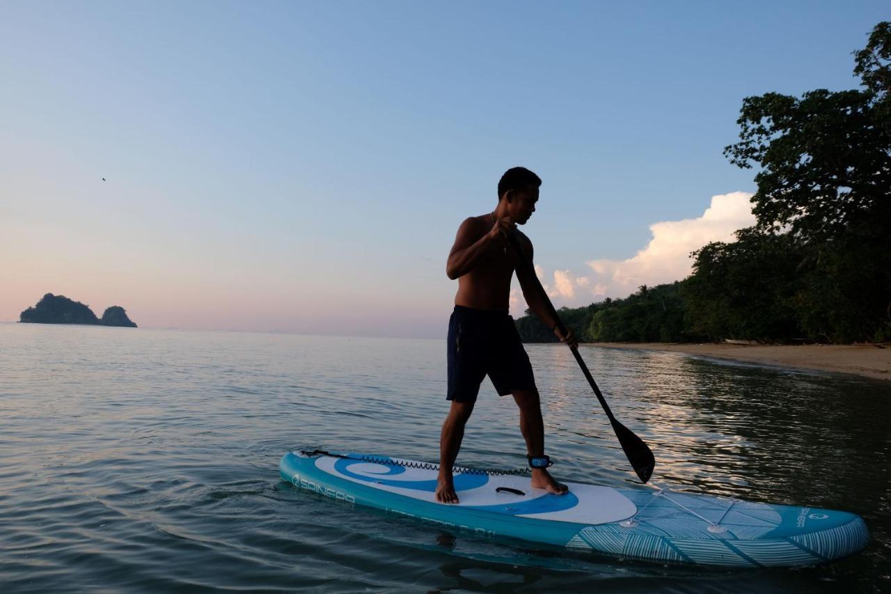 Touch Glamping Koh Yao Noi ทัช แกรมปิ้ง เกาะยาวน้อย Hotel ภายนอก รูปภาพ